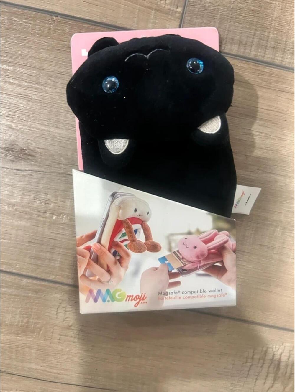 Laut Magmoji Kitty MagSafe Wallet